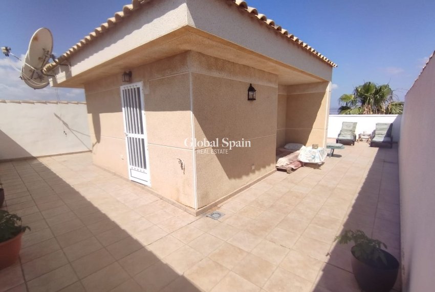 Wederverkoop - VILLA -
TORREVIEJA - Costa Blanca