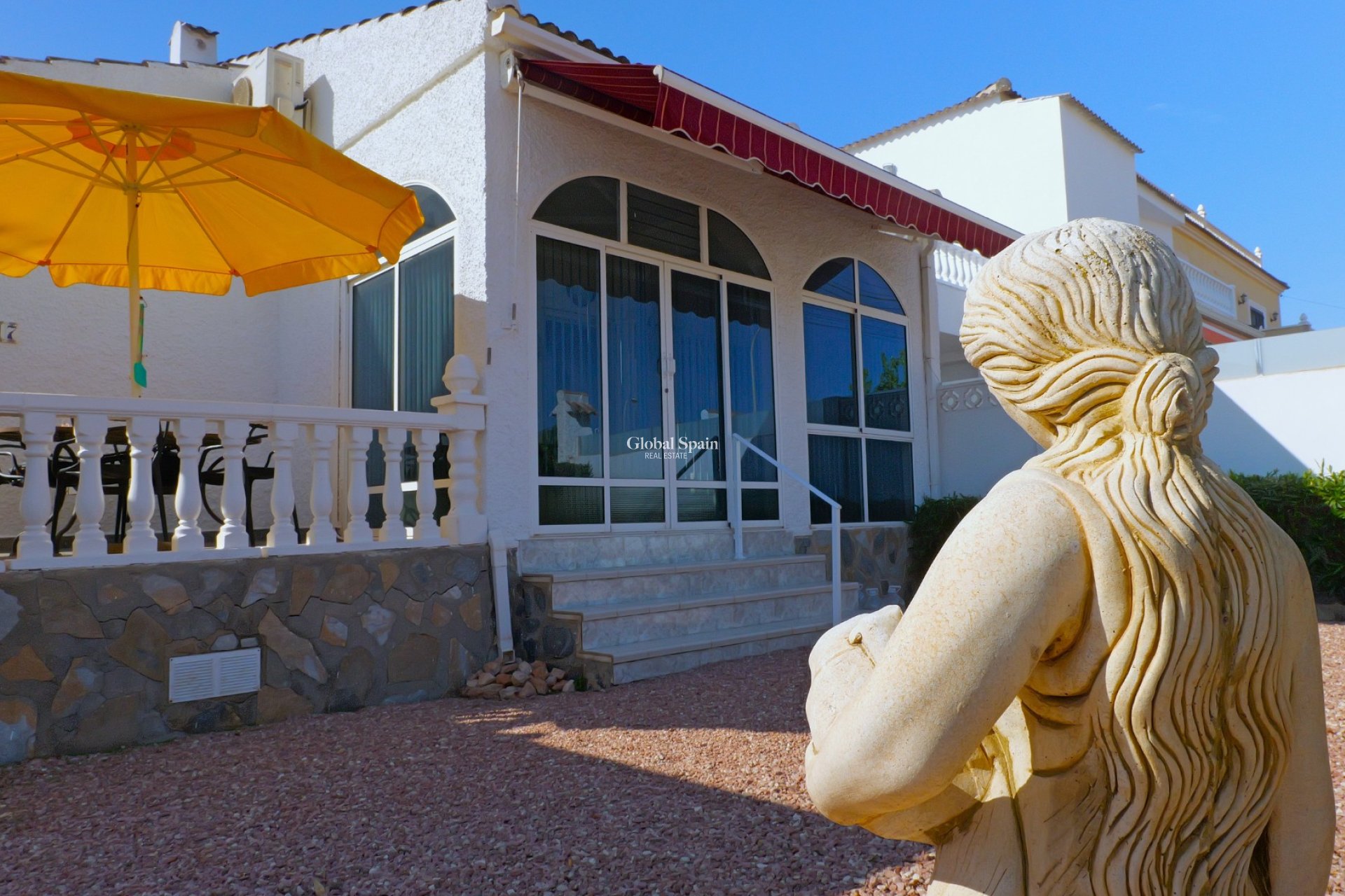 Wederverkoop - VILLA -
TORREVIEJA - Costa Blanca