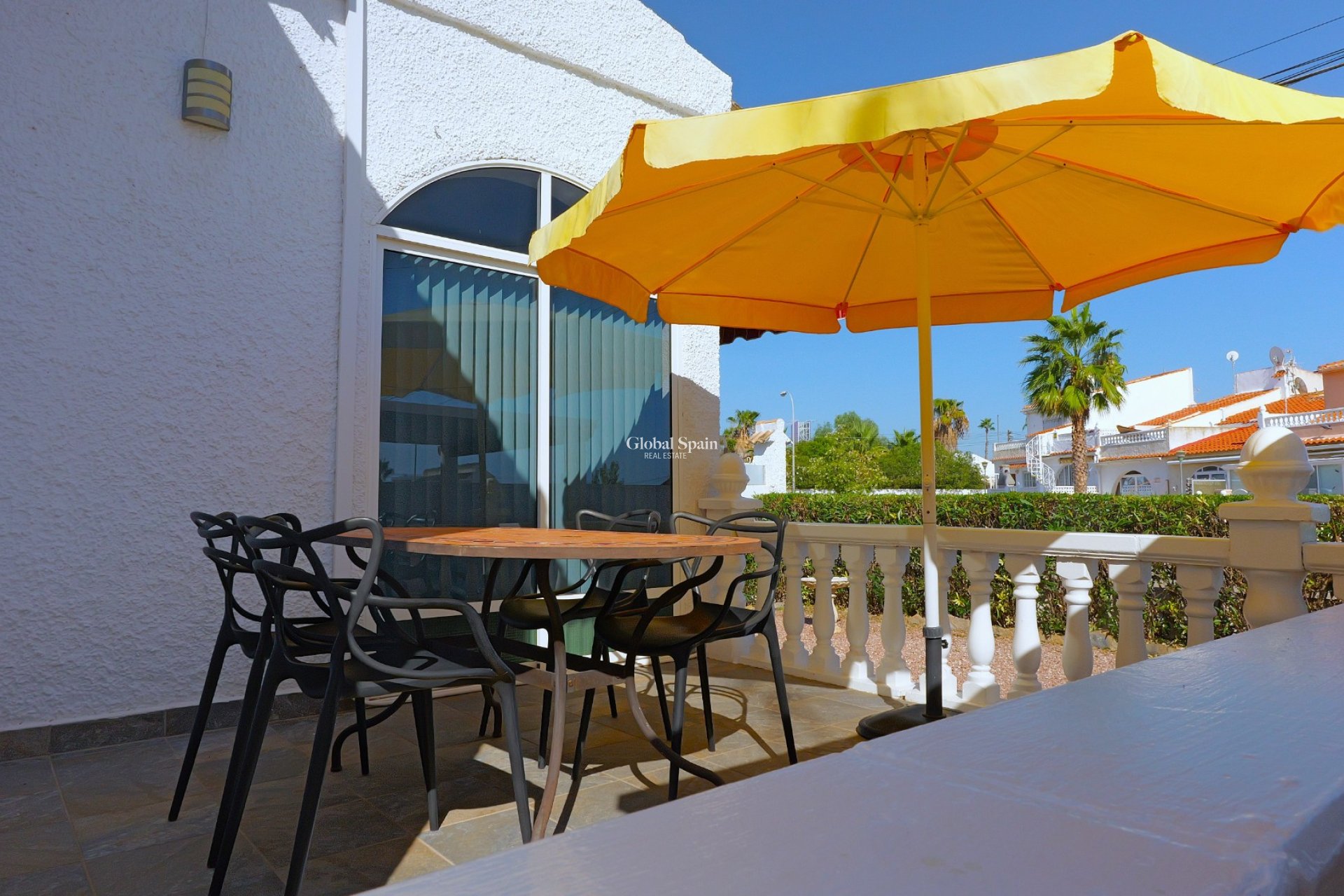 Wederverkoop - VILLA -
TORREVIEJA - Costa Blanca
