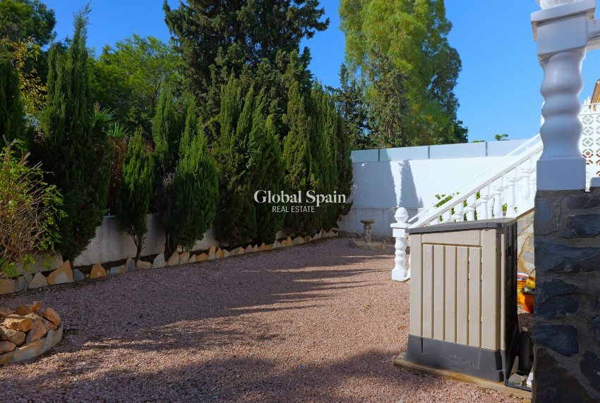 Wederverkoop - VILLA -
TORREVIEJA - Costa Blanca