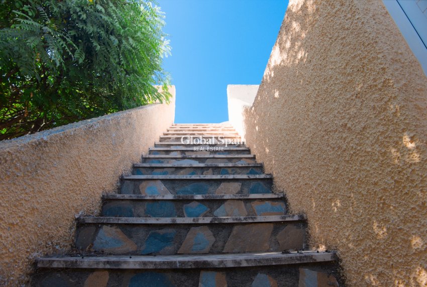 Wederverkoop - VILLA -
TORREVIEJA - Costa Blanca