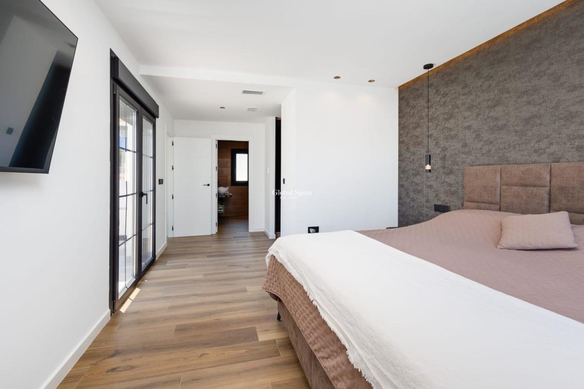 Wederverkoop - VILLA -
TORREVIEJA - Costa Blanca