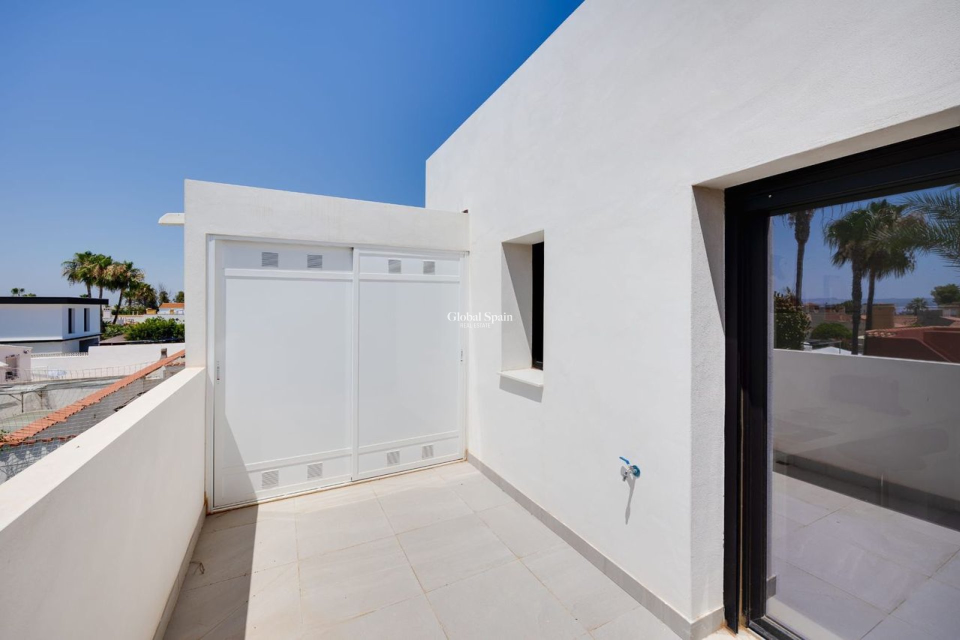 Wederverkoop - VILLA -
TORREVIEJA - Costa Blanca