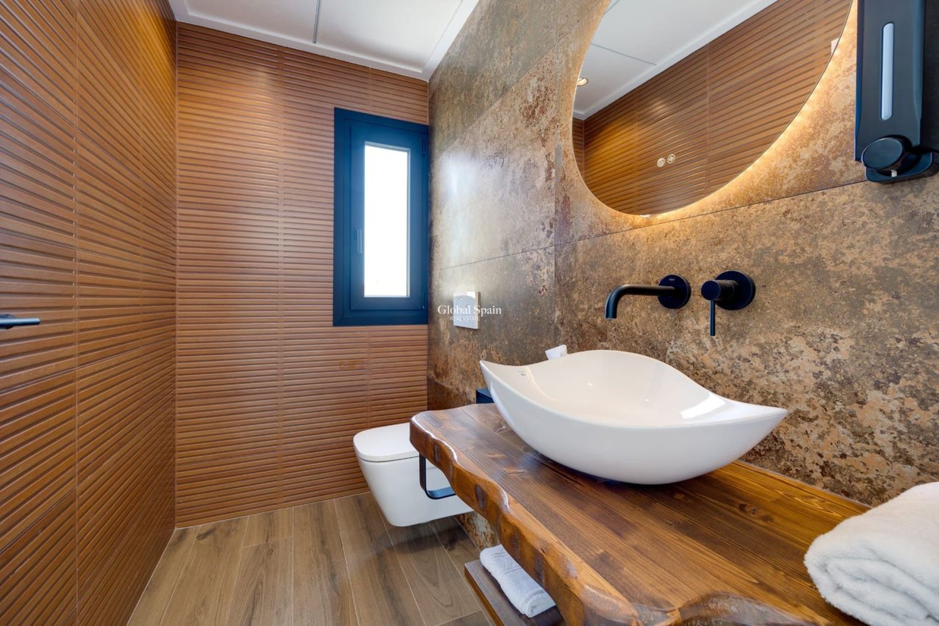 Wederverkoop - VILLA -
TORREVIEJA - Costa Blanca