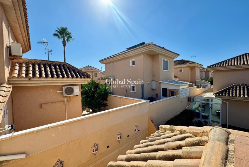 Wederverkoop - VILLA -
TORREVIEJA - Costa Blanca