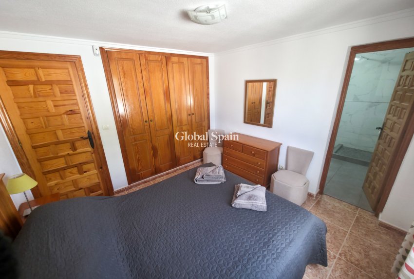 Wederverkoop - VILLA -
TORREVIEJA - Costa Blanca