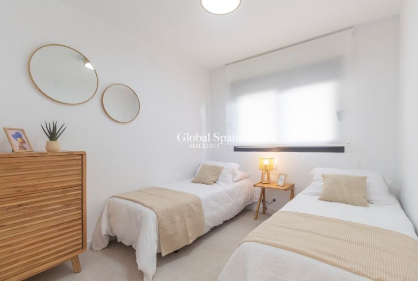 Wederverkoop - VILLA -
TORREVIEJA - Costa Blanca