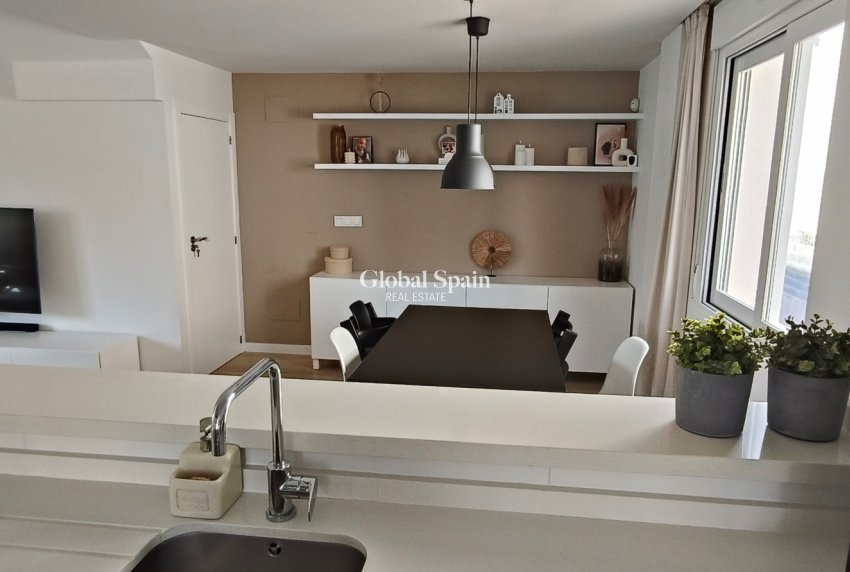 Wederverkoop - VILLA -
TORREVIEJA - Costa Blanca