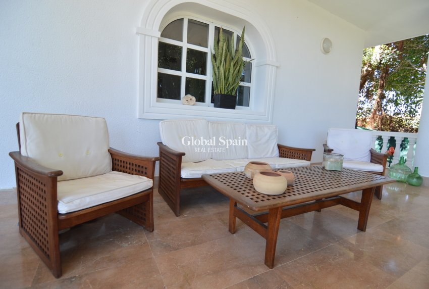 Wederverkoop - VILLA -
TORREVIEJA - Costa Blanca