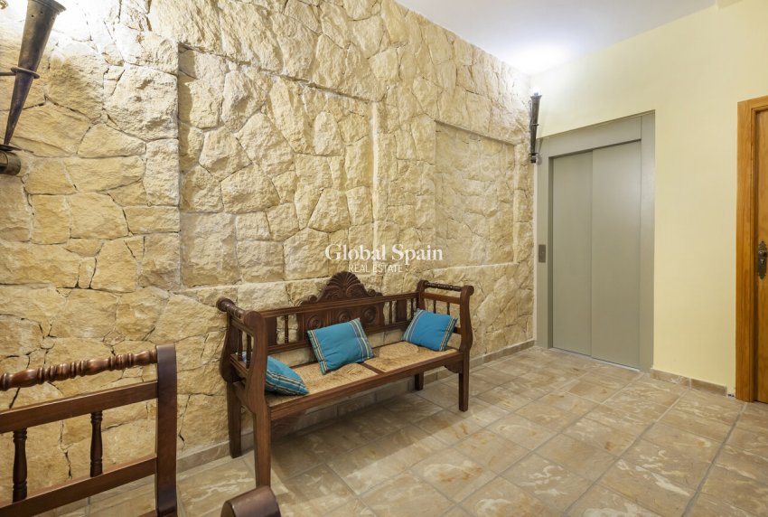 Wederverkoop - VILLA -
TORREVIEJA - Costa Blanca