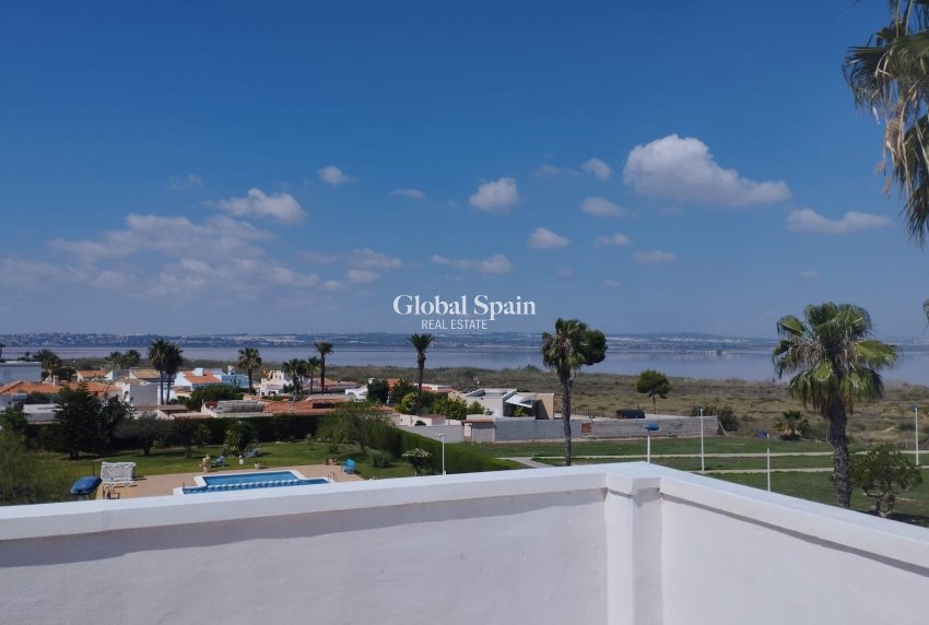 Wederverkoop - VILLA -
TORREVIEJA - Costa Blanca