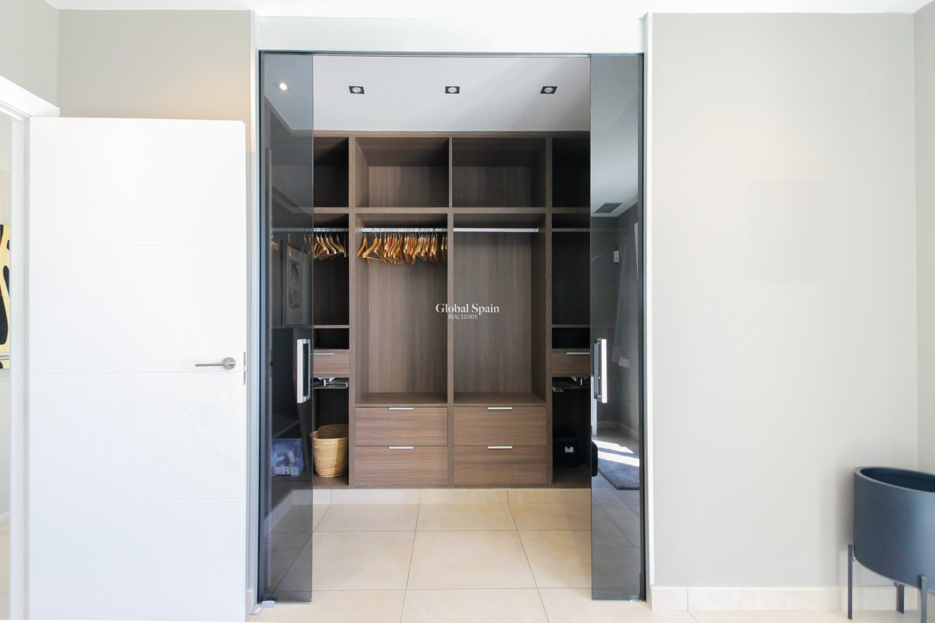 Wederverkoop - VILLA -
TORREVIEJA - Costa Blanca