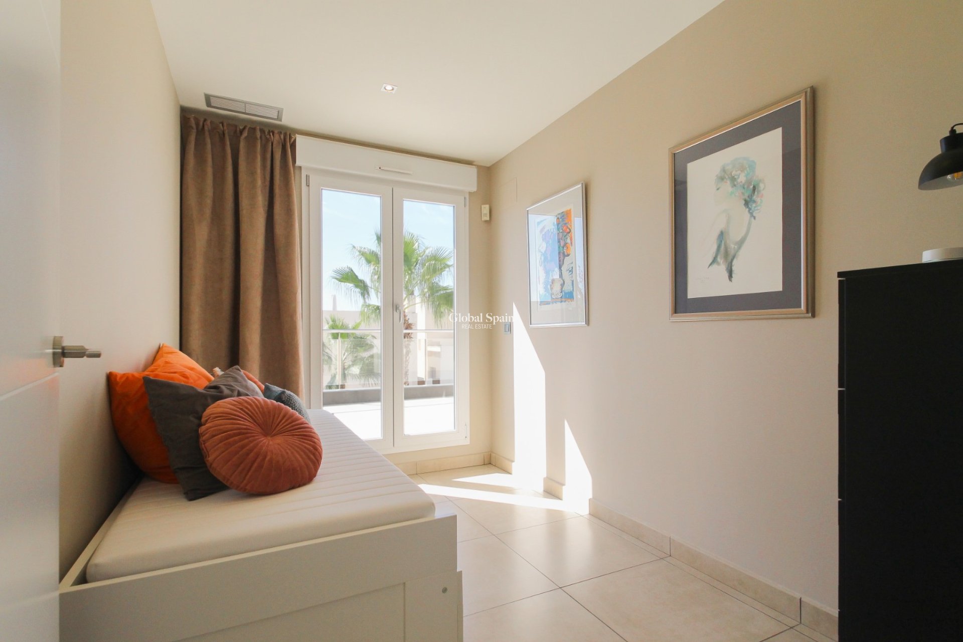 Wederverkoop - VILLA -
TORREVIEJA - Costa Blanca