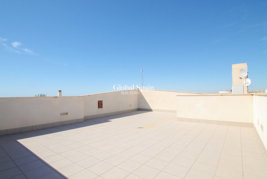 Wederverkoop - VILLA -
TORREVIEJA - Costa Blanca