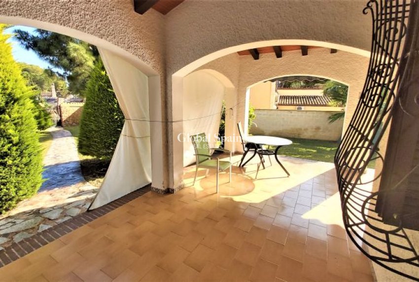 Wederverkoop - VILLA -
TORREVIEJA - Costa Blanca