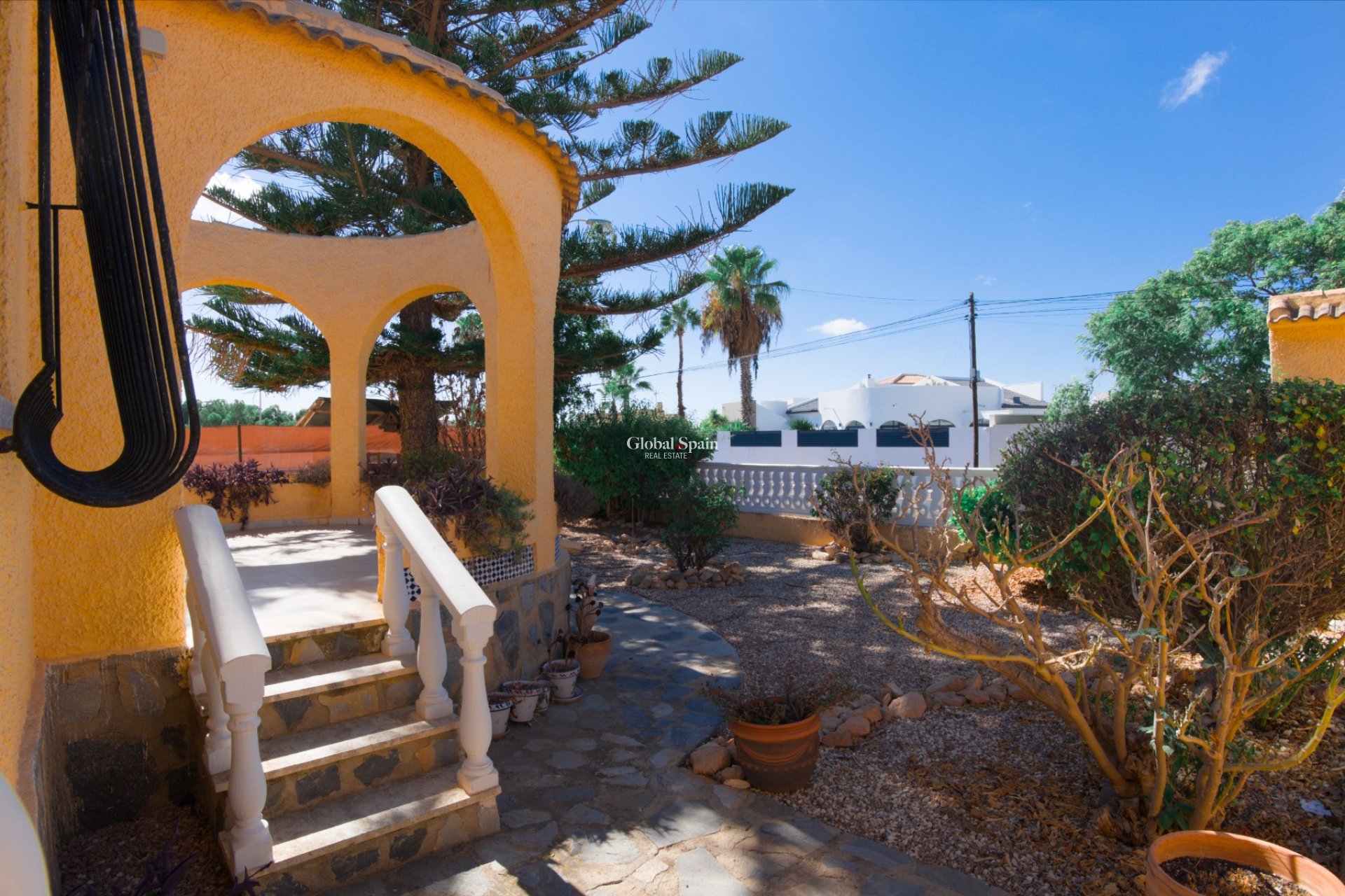 Wederverkoop - VILLA -
TORREVIEJA - Costa Blanca