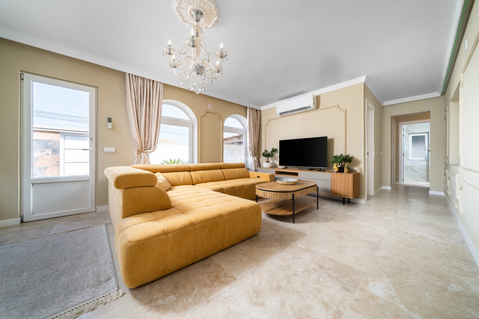 Wederverkoop - VILLA -
TORREVIEJA - Costa Blanca