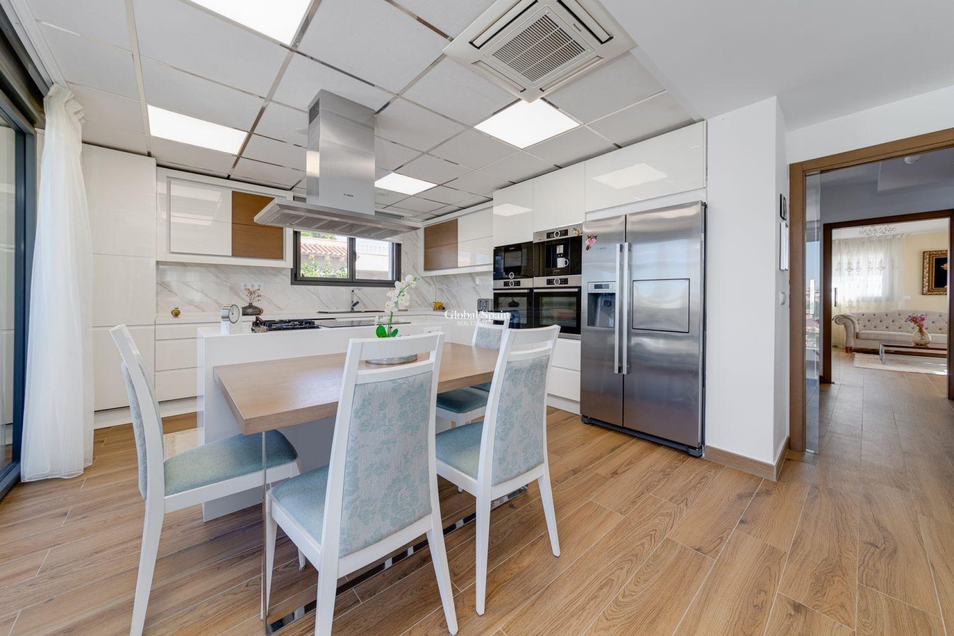 Wederverkoop - VILLA -
TORREVIEJA - Costa Blanca