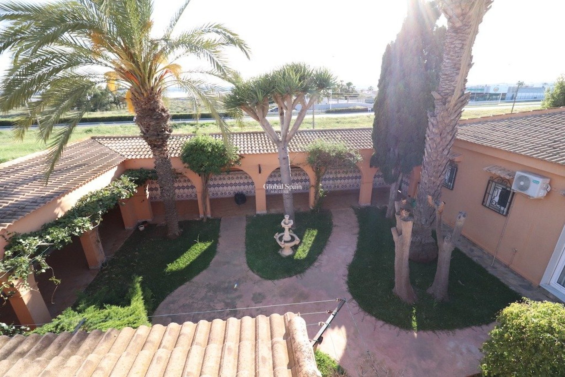 Wederverkoop - VILLA -
TORREVIEJA - Costa Blanca