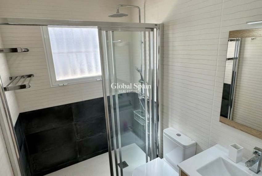 Wederverkoop - VILLA -
TORREVIEJA - Costa Blanca