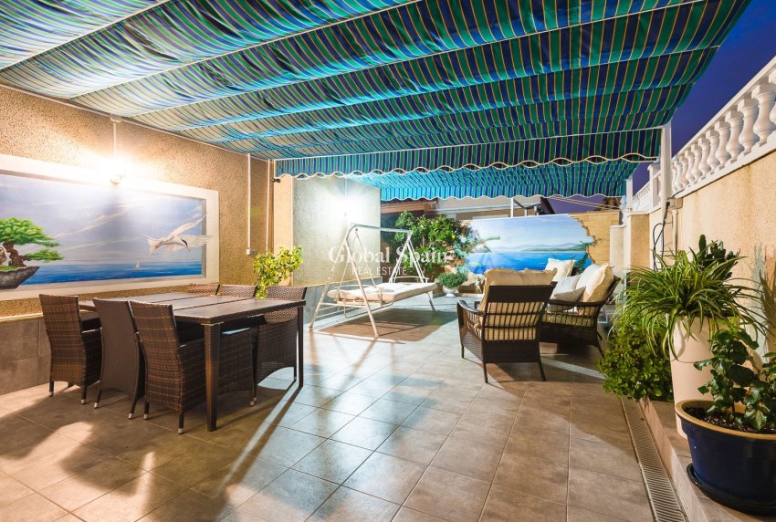 Wederverkoop - VILLA -
TORREVIEJA - Costa Blanca