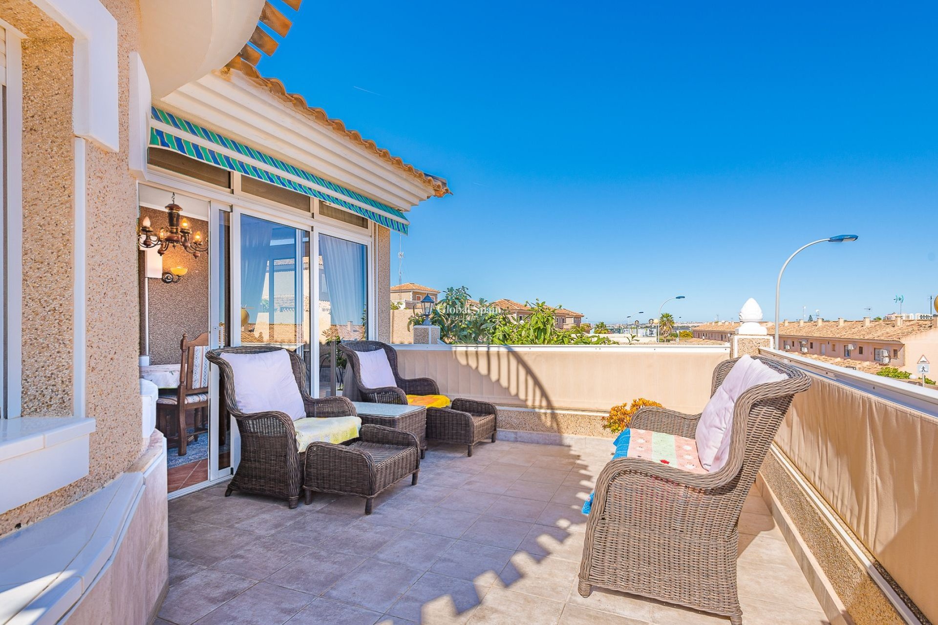 Wederverkoop - VILLA -
TORREVIEJA - Costa Blanca