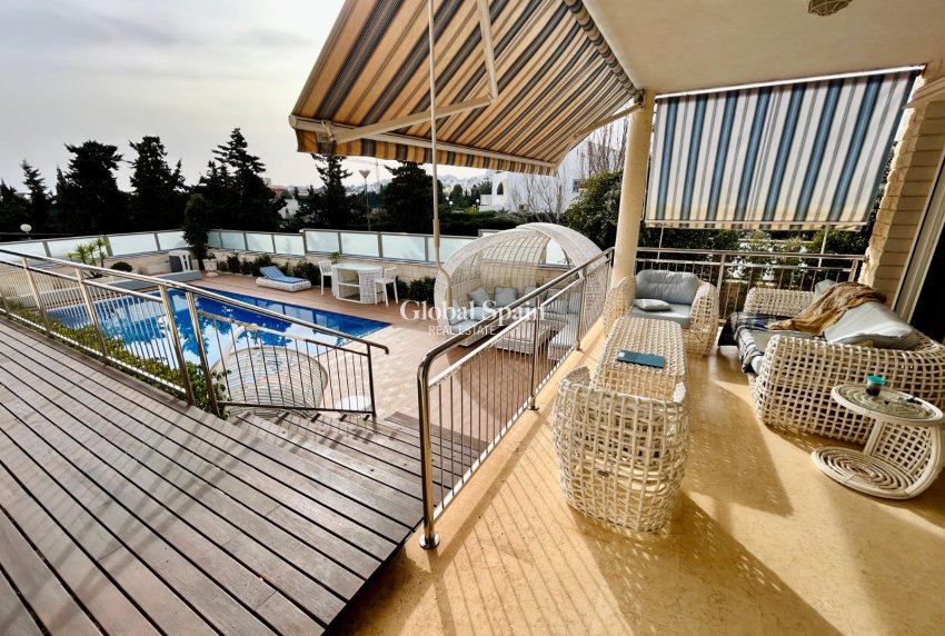 Wederverkoop - VILLA -
TORREVIEJA - Costa Blanca