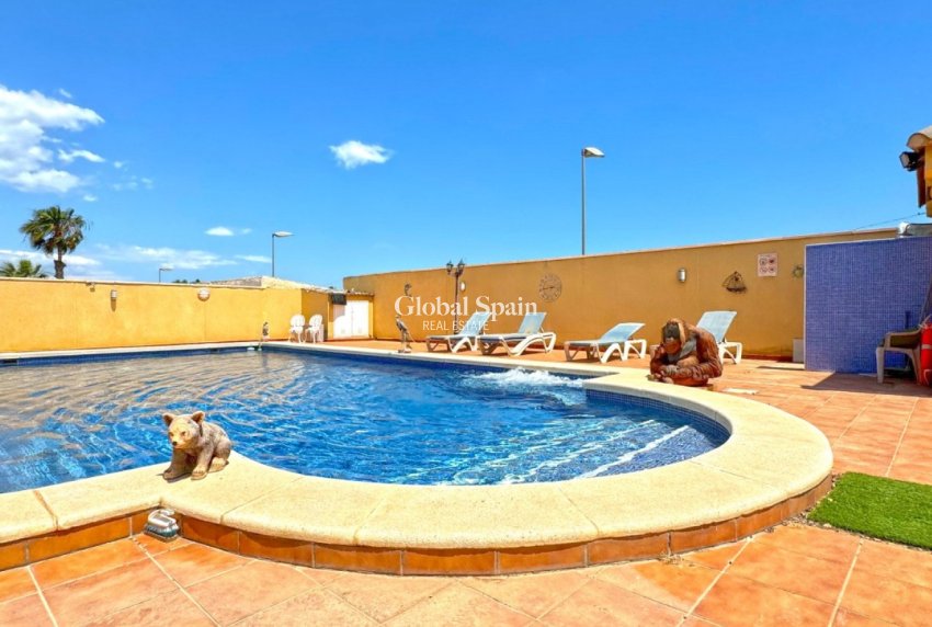 Wederverkoop - VILLA -
TORREVIEJA - Costa Blanca