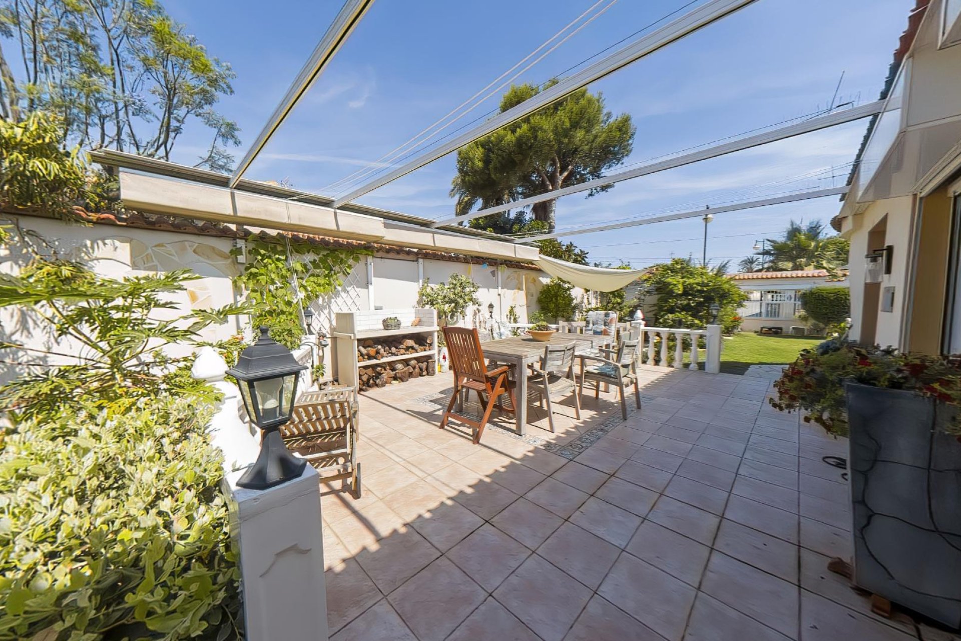 Wederverkoop - VILLA -
TORREVIEJA - Costa Blanca