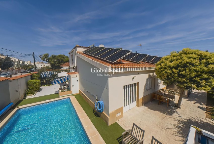 Wederverkoop - VILLA -
TORREVIEJA - Costa Blanca