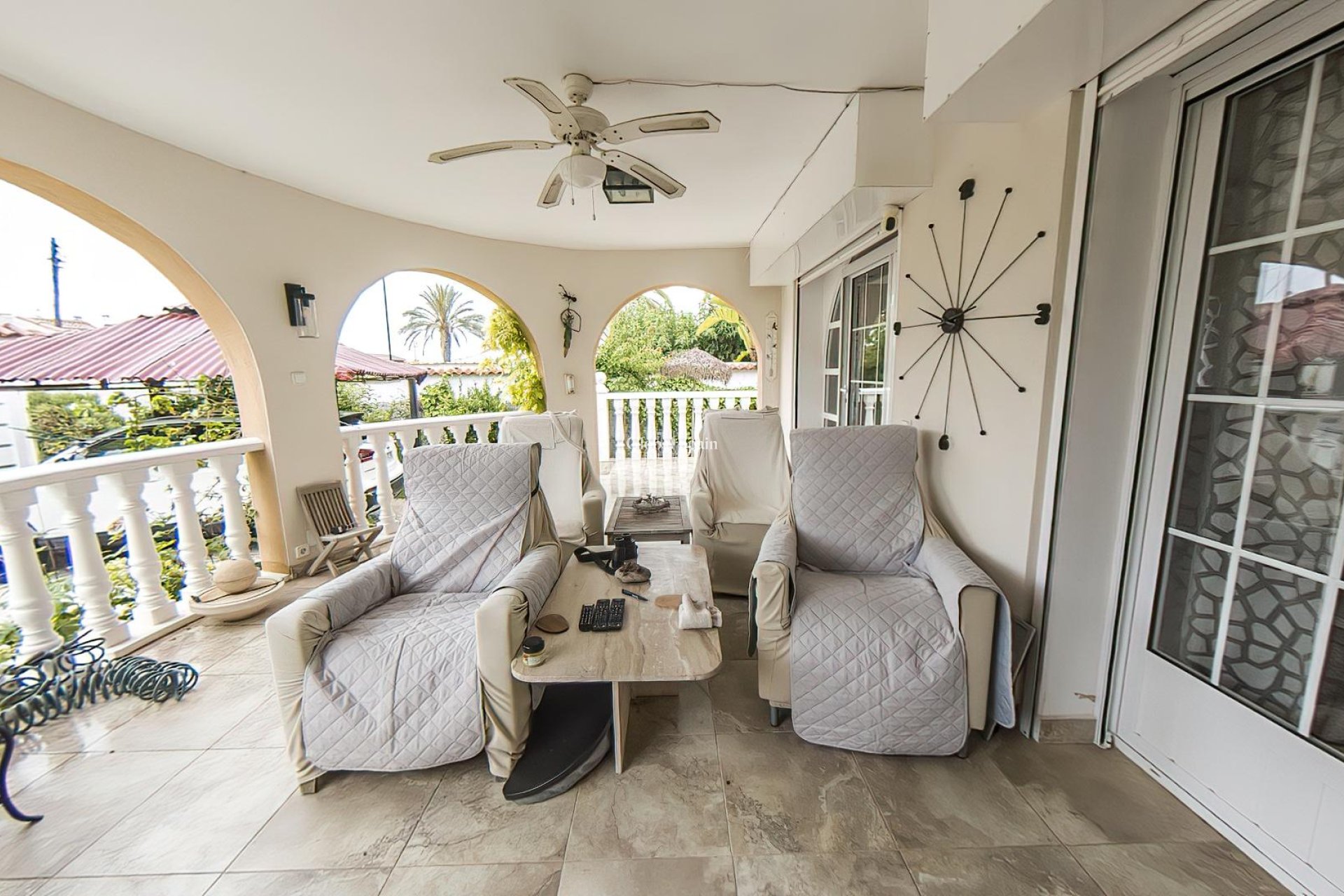 Wederverkoop - VILLA -
TORREVIEJA - Costa Blanca
