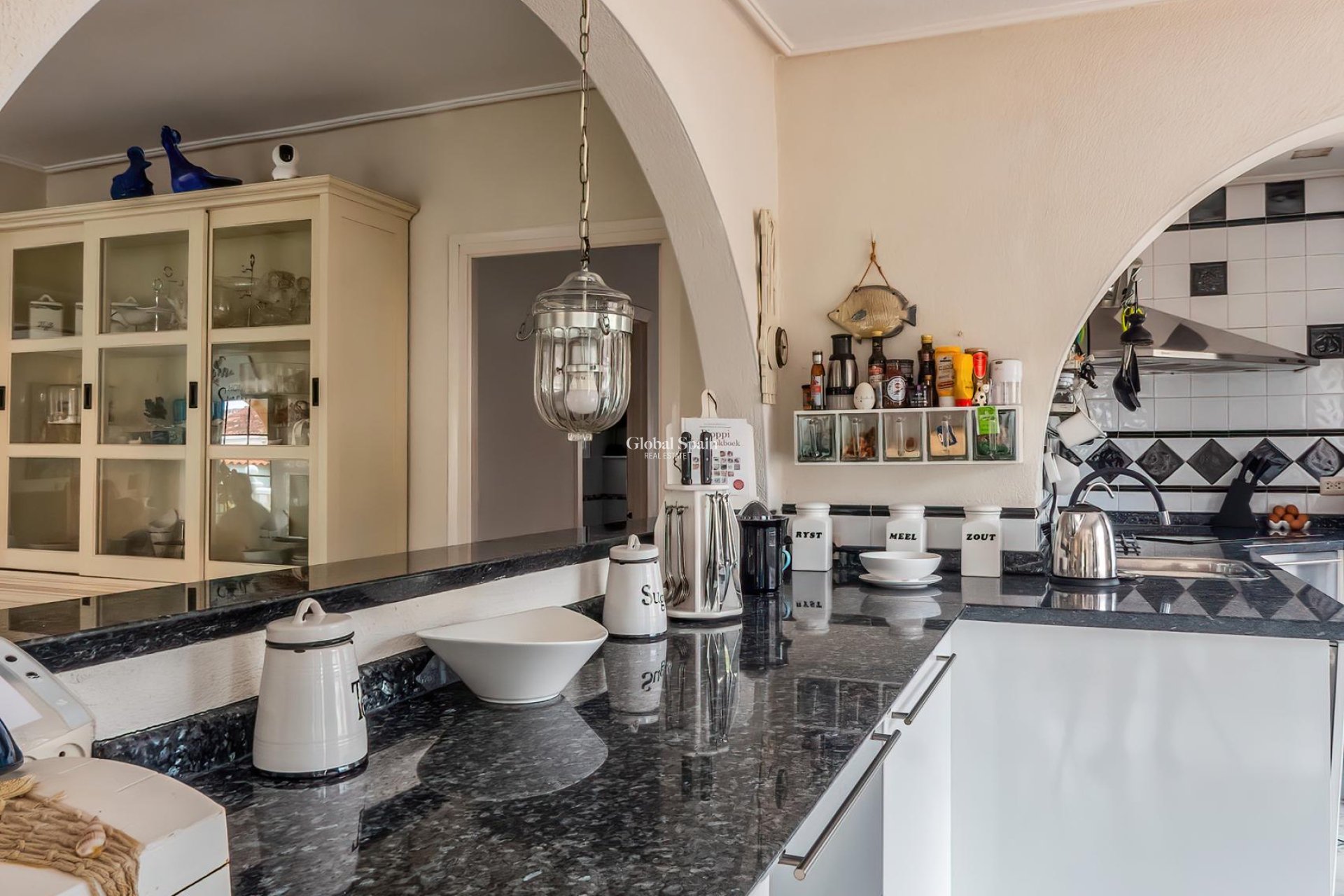 Wederverkoop - VILLA -
TORREVIEJA - Costa Blanca