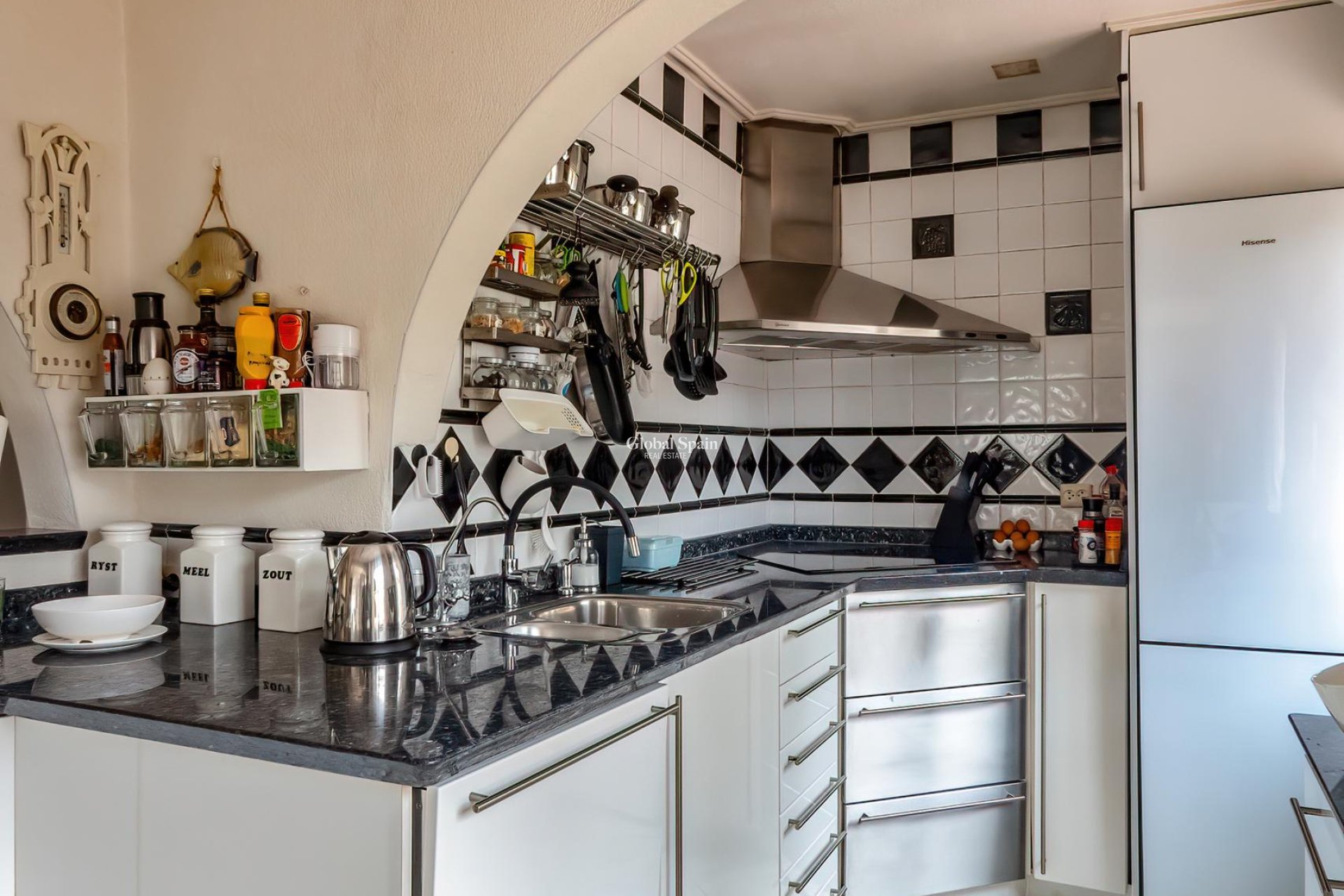 Wederverkoop - VILLA -
TORREVIEJA - Costa Blanca