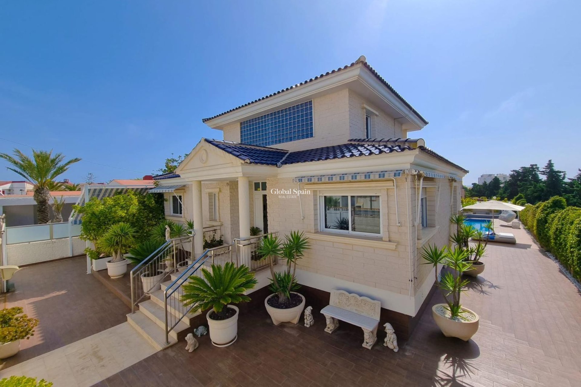Wederverkoop - VILLA -
TORREVIEJA - Costa Blanca