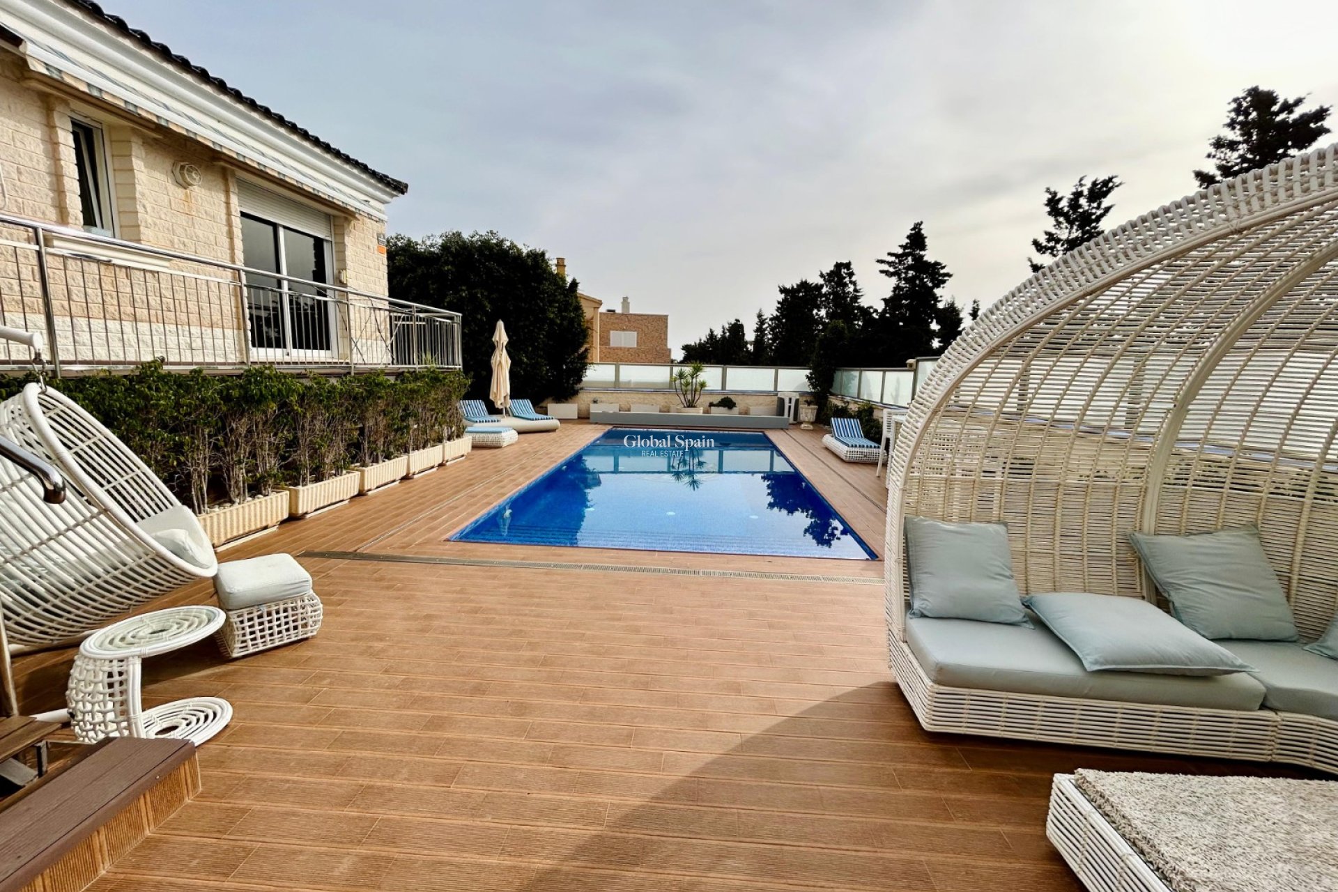 Wederverkoop - VILLA -
TORREVIEJA - Costa Blanca
