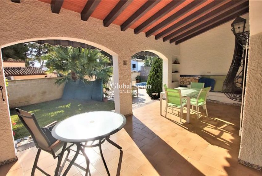 Wederverkoop - VILLA -
TORREVIEJA - Costa Blanca