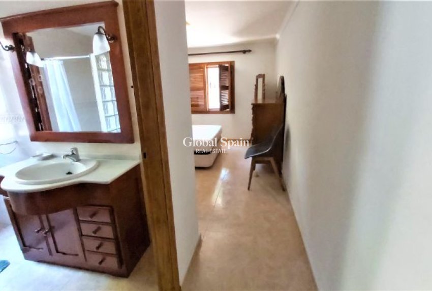 Wederverkoop - VILLA -
TORREVIEJA - Costa Blanca
