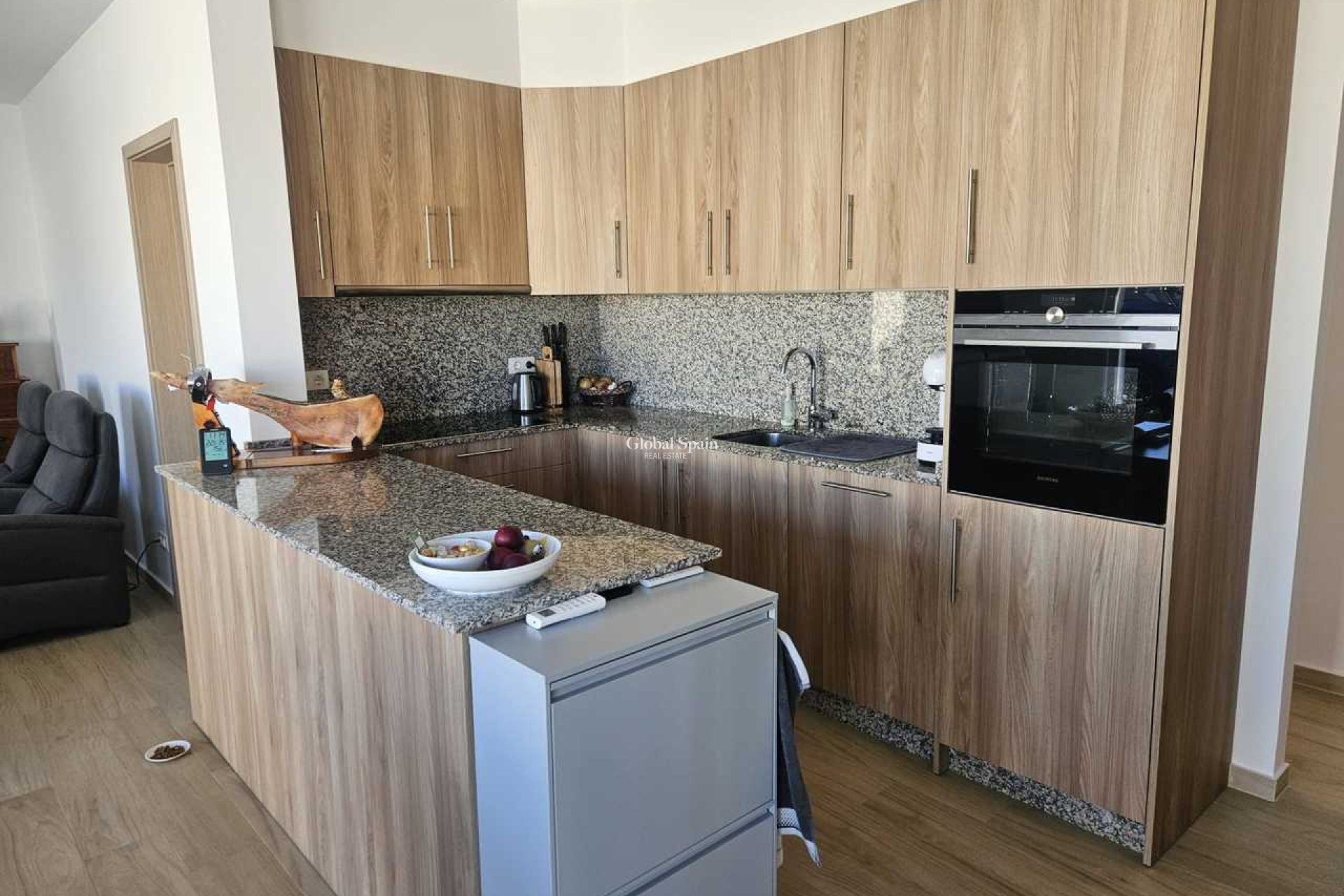 Wederverkoop - VILLA -
TORREVIEJA - Costa Blanca