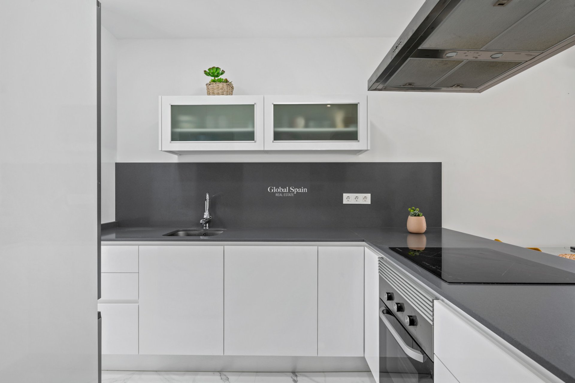 Wederverkoop - VILLA -
TORREVIEJA - Costa Blanca