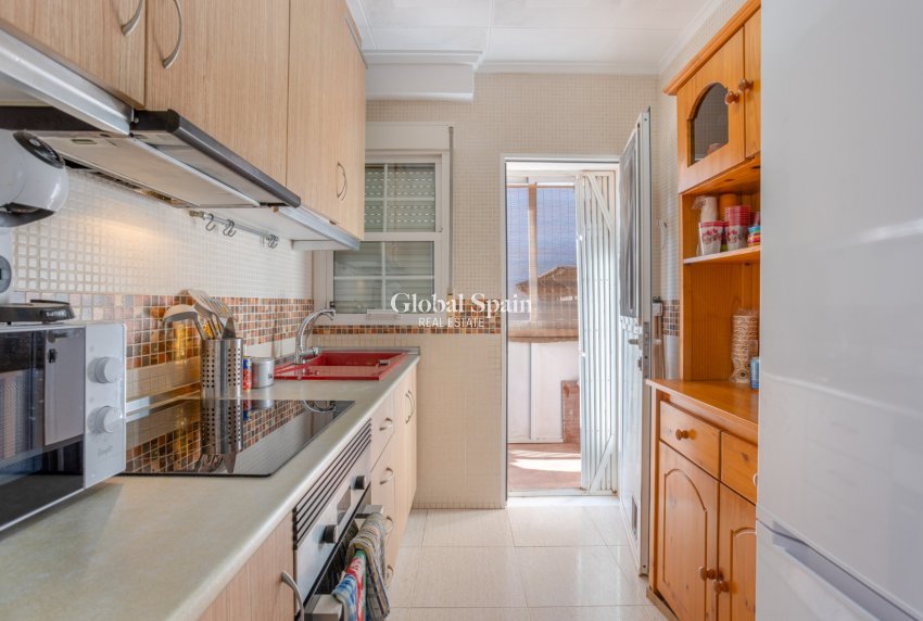 Wederverkoop - VILLA -
TORREVIEJA - Costa Blanca