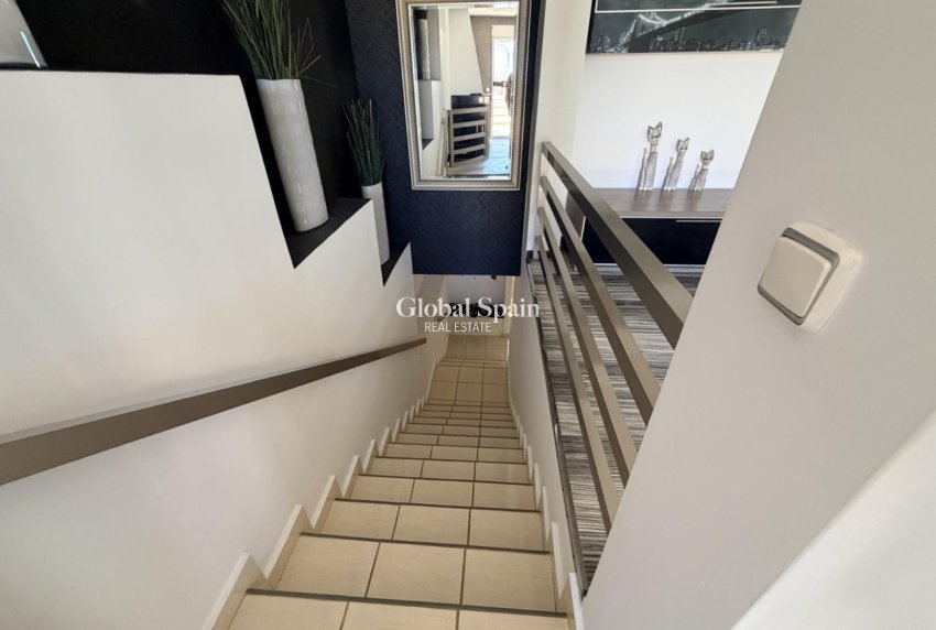Wederverkoop - VILLA -
TORREVIEJA - Costa Blanca