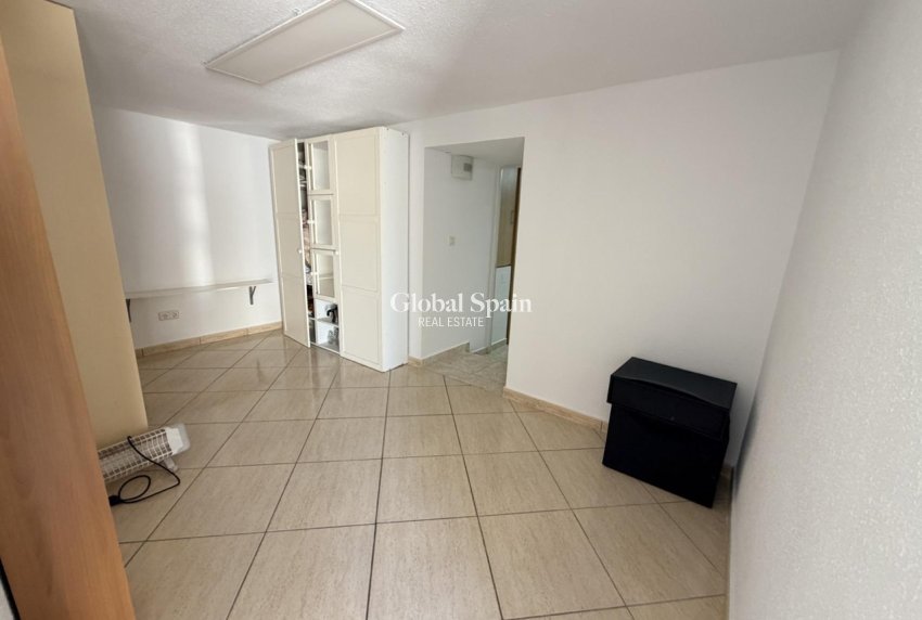 Wederverkoop - VILLA -
TORREVIEJA - Costa Blanca