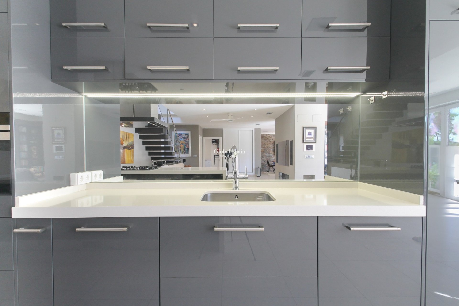 Wederverkoop - VILLA -
TORREVIEJA - Costa Blanca
