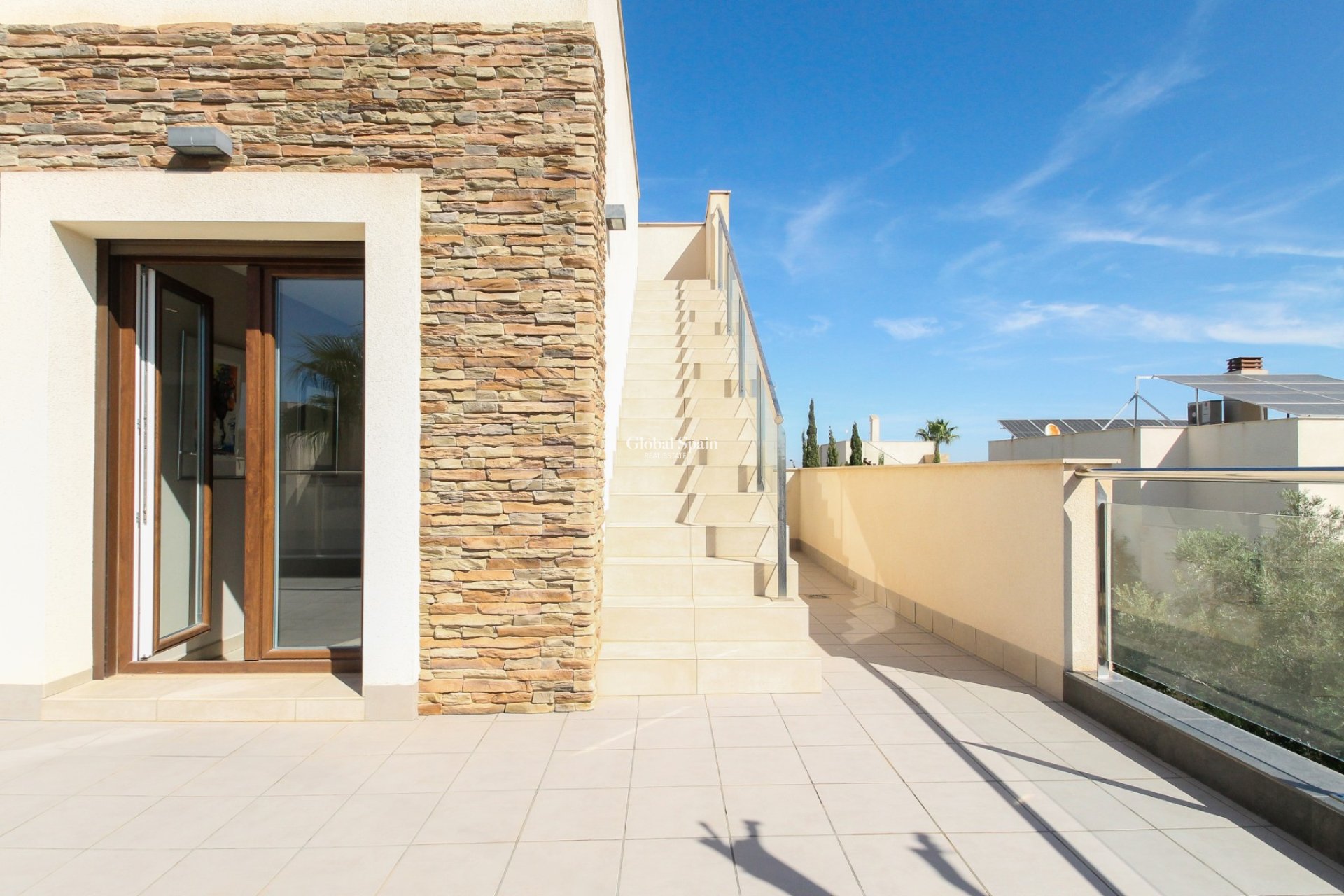 Wederverkoop - VILLA -
TORREVIEJA - Costa Blanca