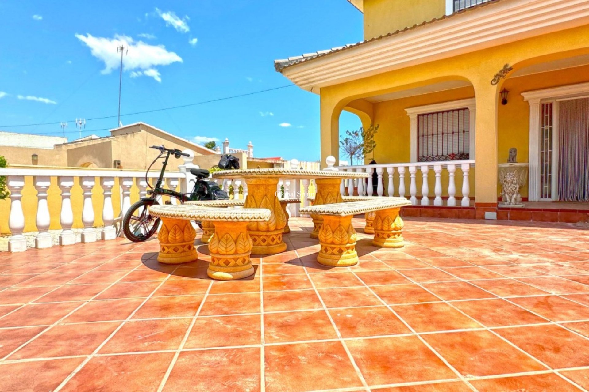 Wederverkoop - VILLA -
TORREVIEJA - Costa Blanca
