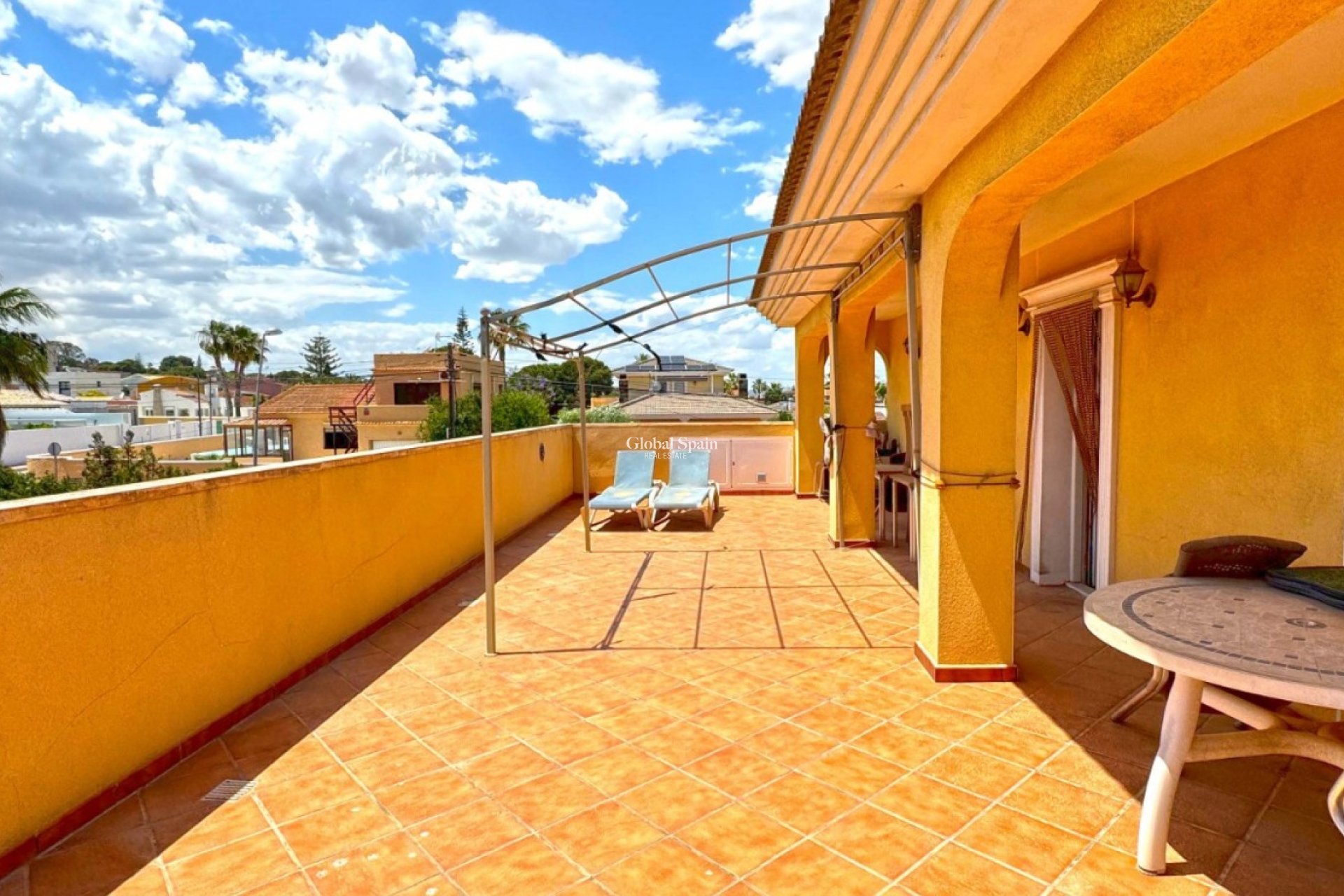 Wederverkoop - VILLA -
TORREVIEJA - Costa Blanca
