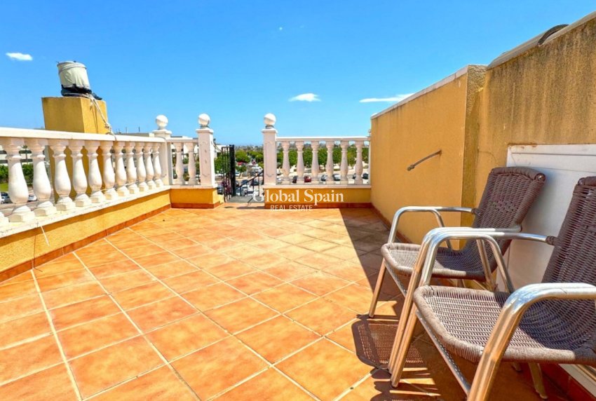 Wederverkoop - VILLA -
TORREVIEJA - Costa Blanca