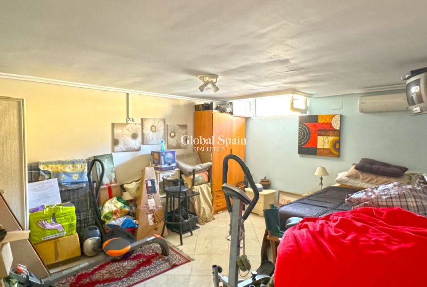 Wederverkoop - VILLA -
TORREVIEJA - Costa Blanca