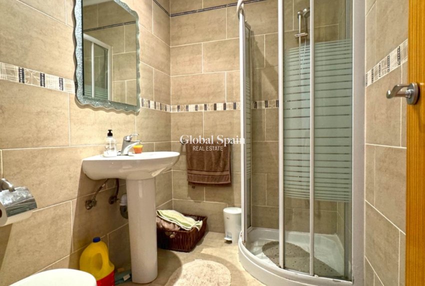 Wederverkoop - VILLA -
TORREVIEJA - Costa Blanca