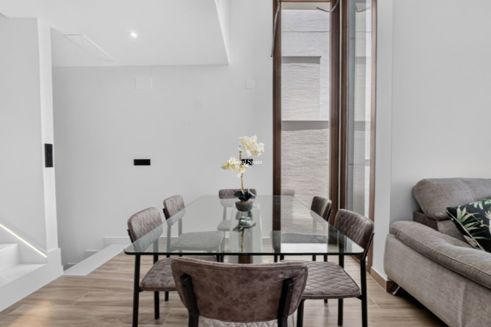 Wederverkoop - VILLA -
TORREVIEJA - Costa Blanca